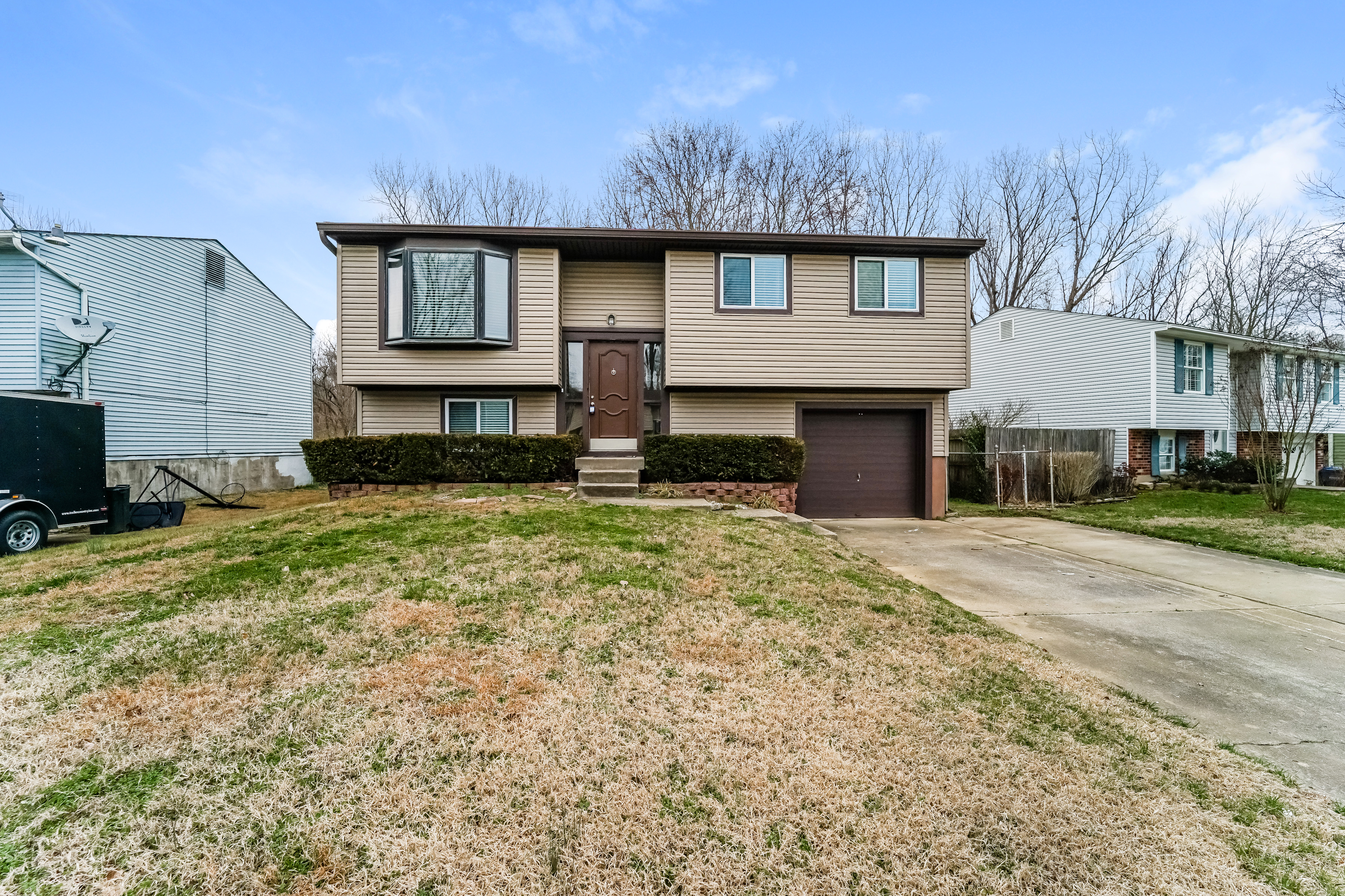 11021 Neptune Pl Louisville, KY 40272